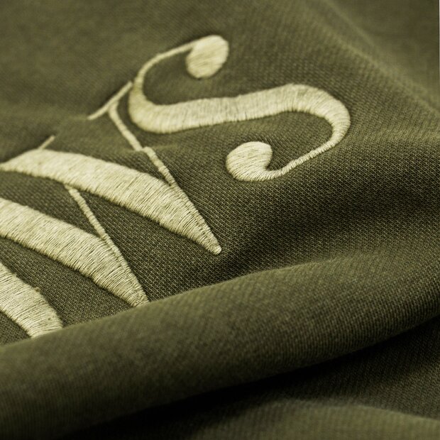 Arlows Linear Embo Sweater Washed Olive